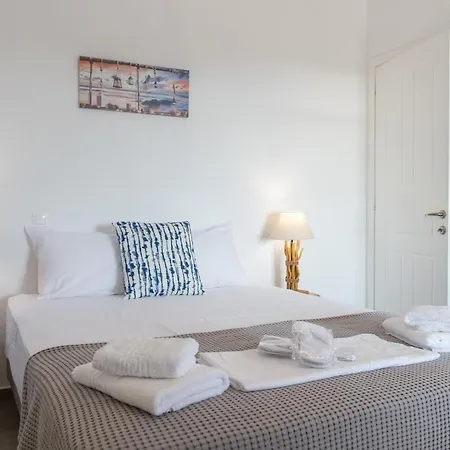 Dom wakacyjny Grey House *