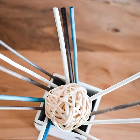 Grey House Exámbela