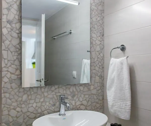 Grey House * Exámbela