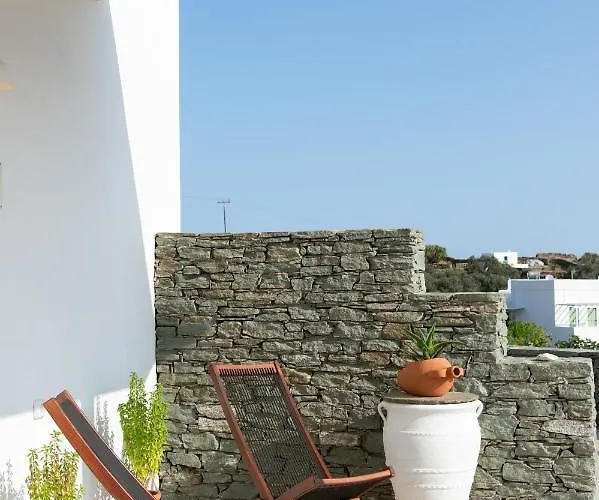 Grey House Hébergement de vacances Exámbela