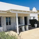 Ferienhaus Grey House Exámbela
