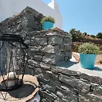 Ferienhaus Grey House Exámbela