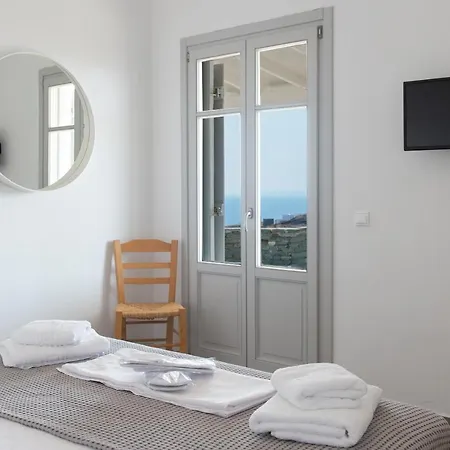 Ferienhaus Grey House Exámbela