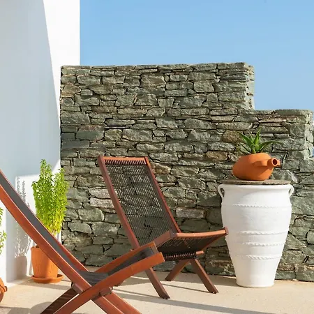 Grey House Holiday home Exambela