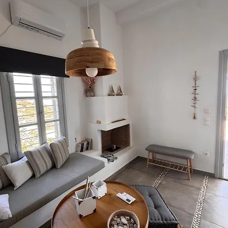 Grey House Semesterbostad *