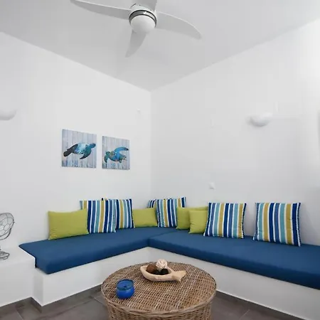 Grey House בית נופש *