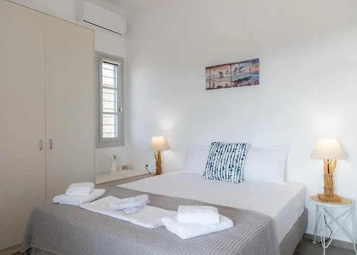 Grey House Semesterbostad Exámbela